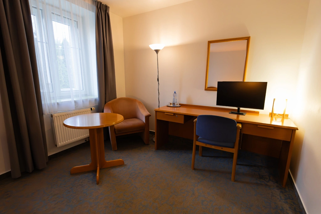 Dvoulůžkový pokoj kategorie Standard - fotografie 3